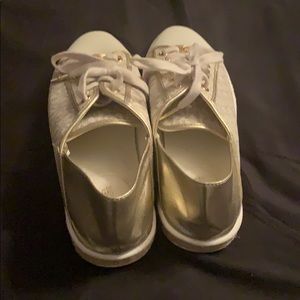 Authentic Michael Kors shoes size 9m